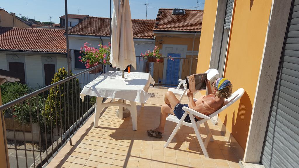 Hotel Sauro Viareggio Exterior foto